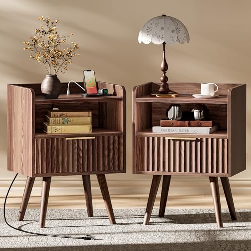 Huuger Fluted Nightstand Set
